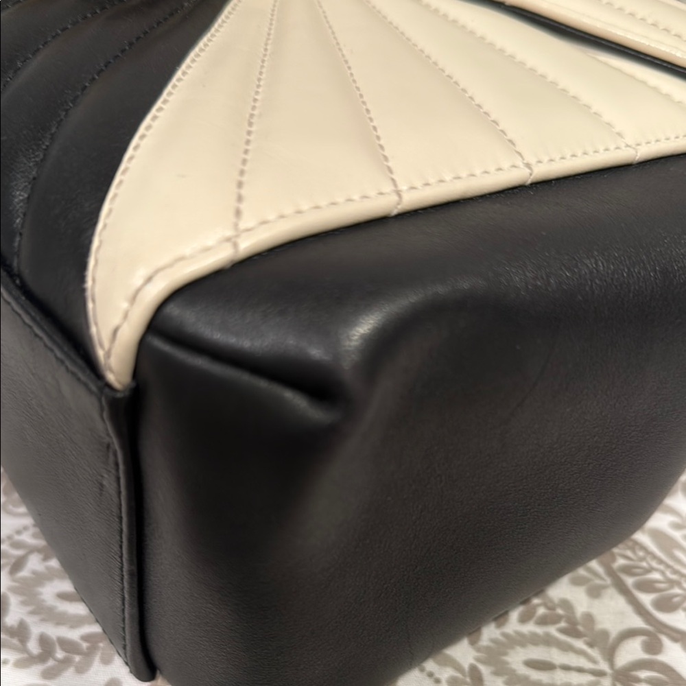 RARE GUCCI QUEEN MARGARET BAMBOO TOP HANDLE BAG - Picture 7 of 16